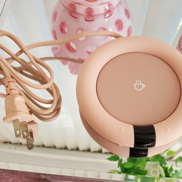 LIKE NEW Electric Beverage Cup Warmer - Picture 7 of 8